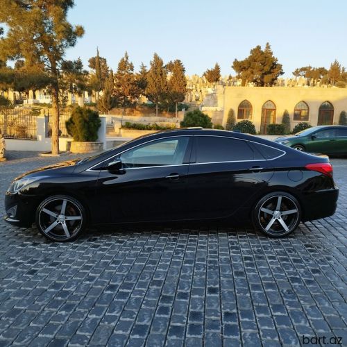 Hyundai i40: 2 l. | 2012 il