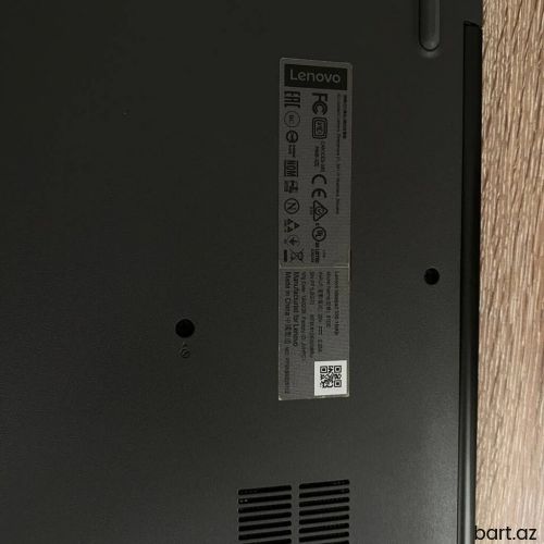 Intel Core i3, 4 GB, 15.6 