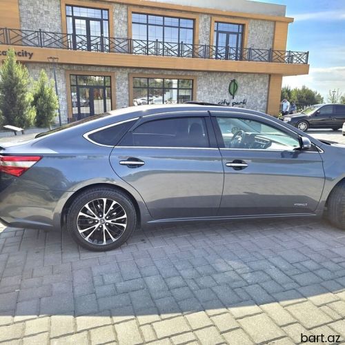 Toyota Avalon: 2.5 l | 2013 il 