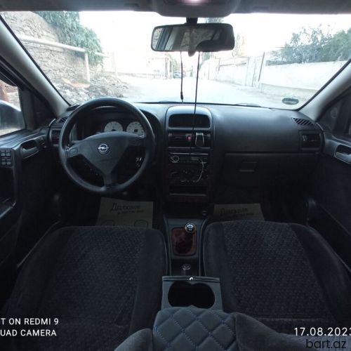 Opel Astra: 1.6 l. | 1999 il