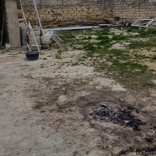 4 otaqlı həyət evi satılır