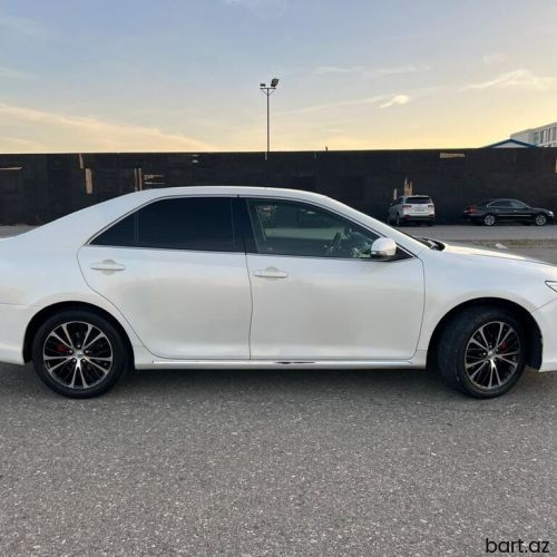 Toyota Camry: 2.5 l. | 2014 il