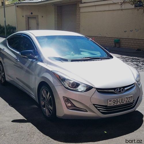 Hyundai Elantra: 1.8 l. | 2014 il 
