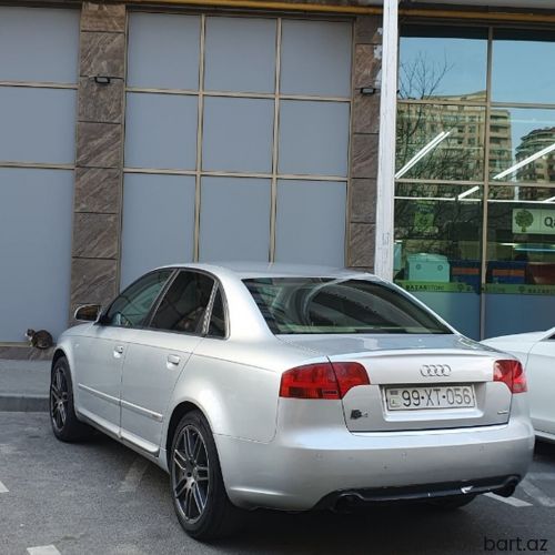 Audi A4: 2 l | 2005 il