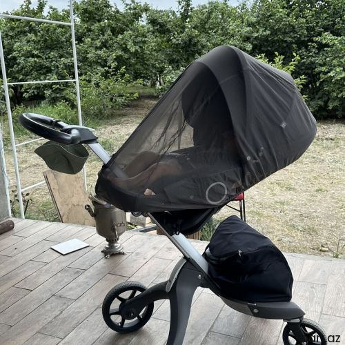 Kolyaska Stokke Xplory V5 black