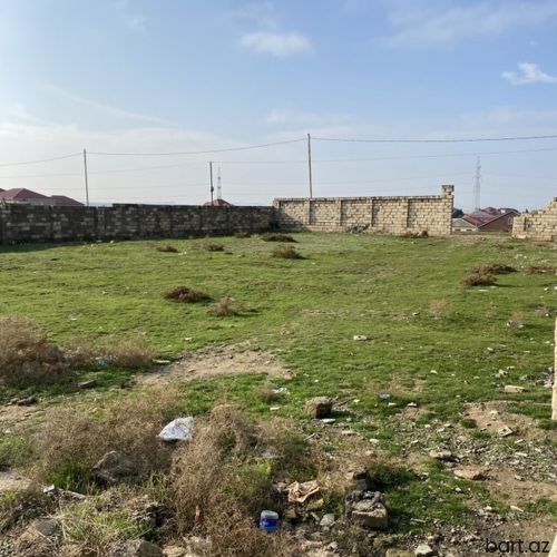 Saray qəs-də əla mənzərəli 10 sot torpaq satiram. 