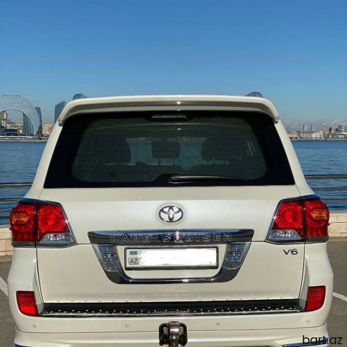 Toyota Land Cruiser: 4 l | 2011 il