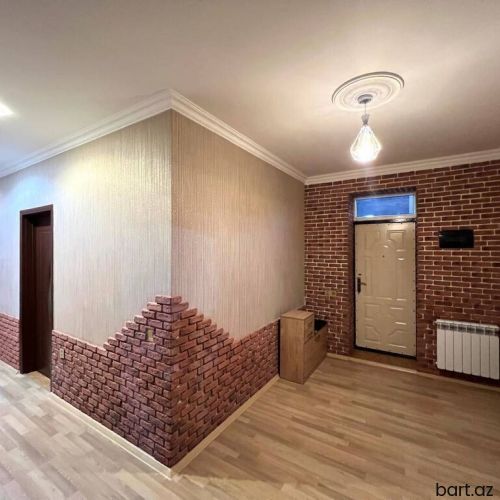 Binədə 3 otaqlı həyət evi satilir.
