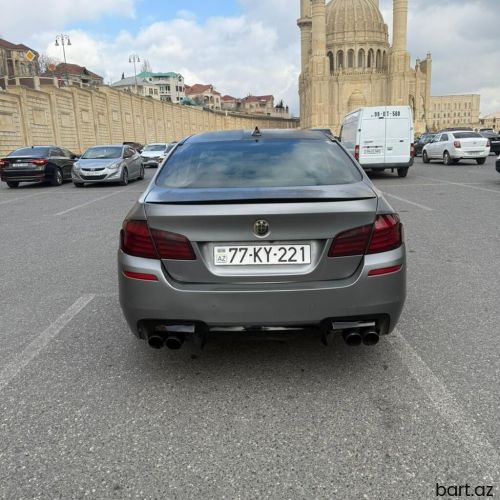 BMW 535: 3 l | 2010 il