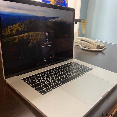 Apple MacBook, 15 