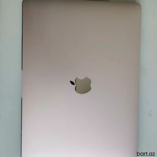 Intel Core i7, 16 GB, 13.3 