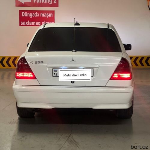 Mercedes-Benz C 200: 2 l | 1997 il 