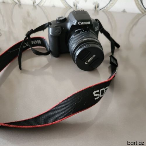 Canon fotoaparat satılır.