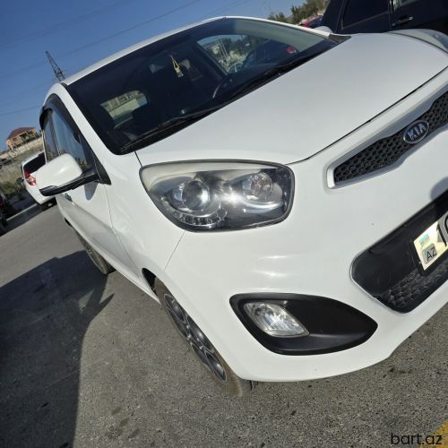 Kia Picanto: 1.2 l | 2011 il 