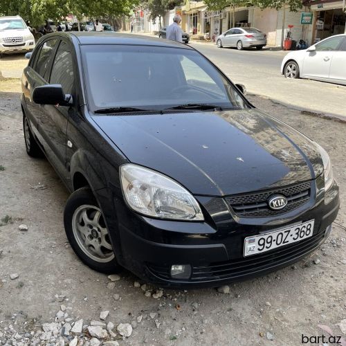 Kia Rio: 1.5 | 2005 il