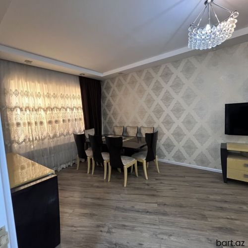 Masazirda 5 otaqli həyət evi satilir.