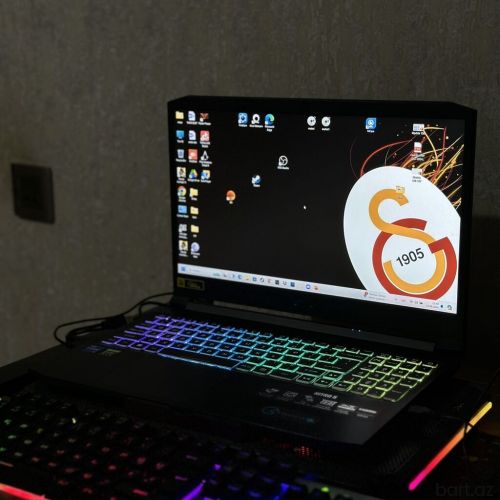 Intel Core i5, 512 GB