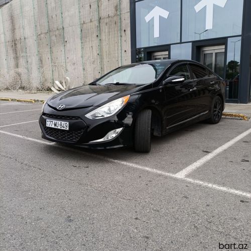 Hyundai Sonata: 2.4 l | 2013 il