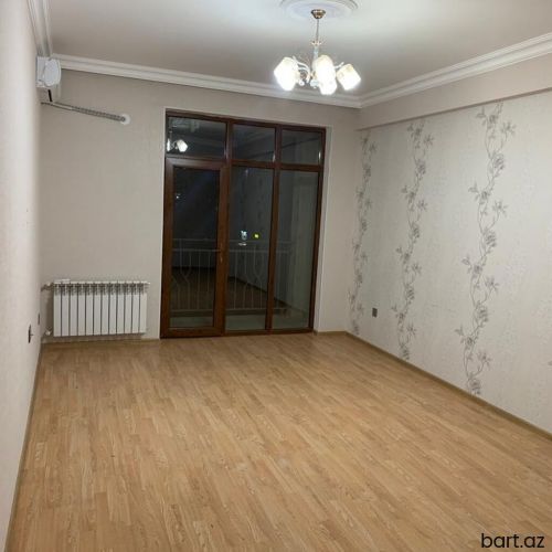 Bakixanov qəs-də 2 otaqli mənzil satilir.