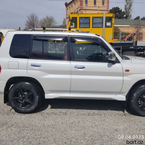 Mitsubishi Pajero Pinin: 2 l. | 2001 il