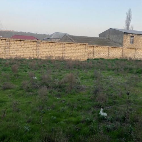 Xocesen poçtunun arxasında 7 sot torpaq satılır.