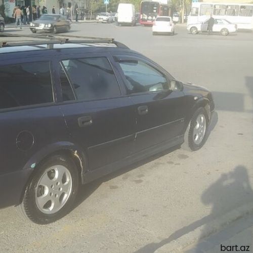 Opel Astra: 2 l | 1999 il 