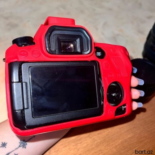 Canon 6D Mark II tam kadr 