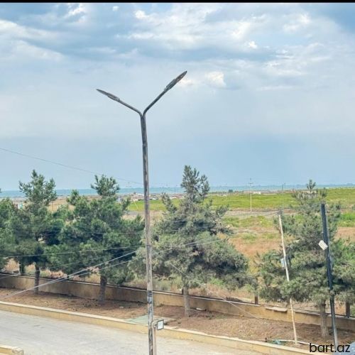 Buzovnada 2 otaqlı mənzil satılır