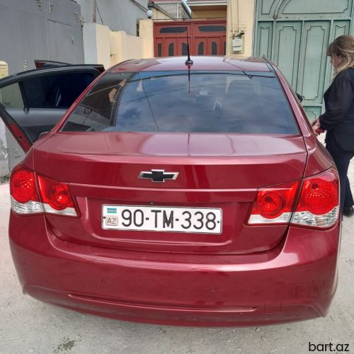 Chevrolet Cruze: 1.6 l | 2012 il