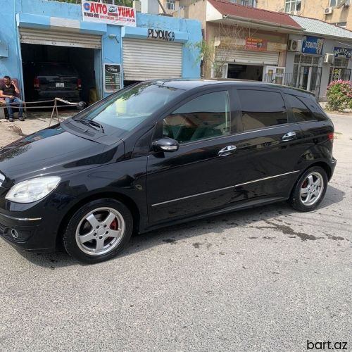 Mercedes-Benz A 170: 1.7 l | 2006 il 