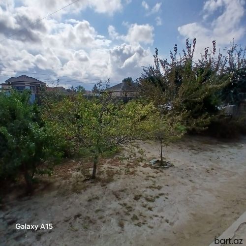 Buzovna 4 otağlı həyət evi