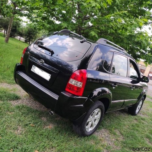 Hyundai Tucson: 2 l 