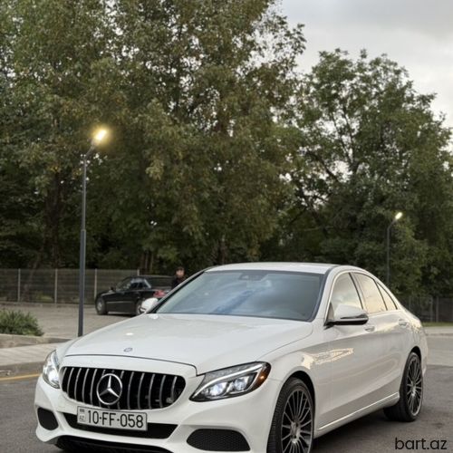 Mercedes-Benz 300: 2 l | 2016 il 