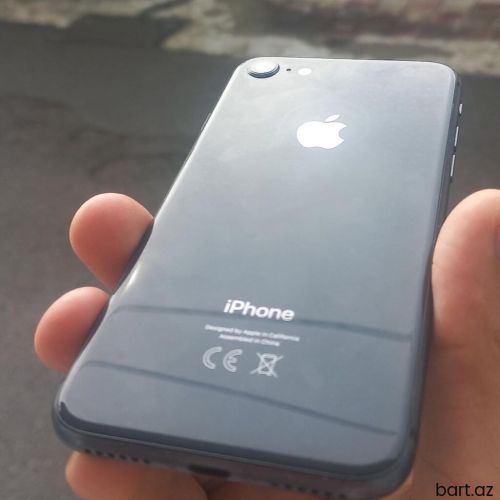 IPhone 8 | 64 GB Qara