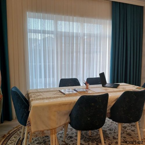 Masazirda 4 otaqli ev satilir.
