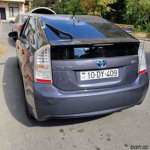 Toyota Prius: 1.8 l. | 2011 il
