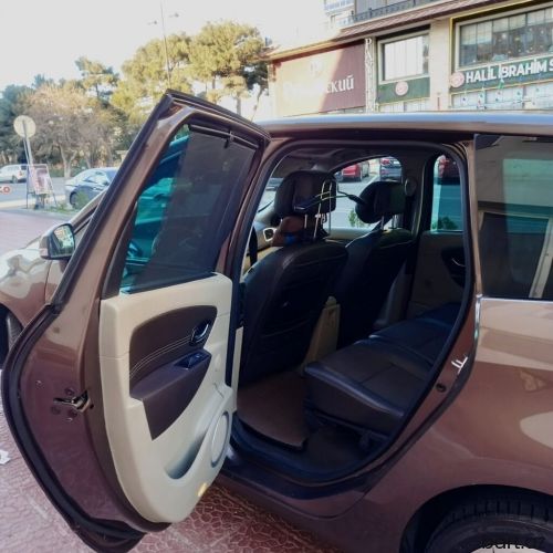 Renault Grand Scenic: 1.5 | 2010 il