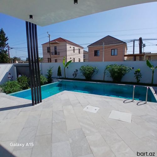 Mərdəkan 3 otaqlı bağ evi