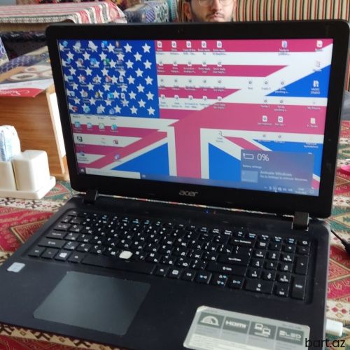Intel Core i3, 4 GB, 15.6 