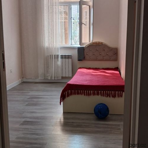 Masazirda 5 otaqli həyət evi satilir.