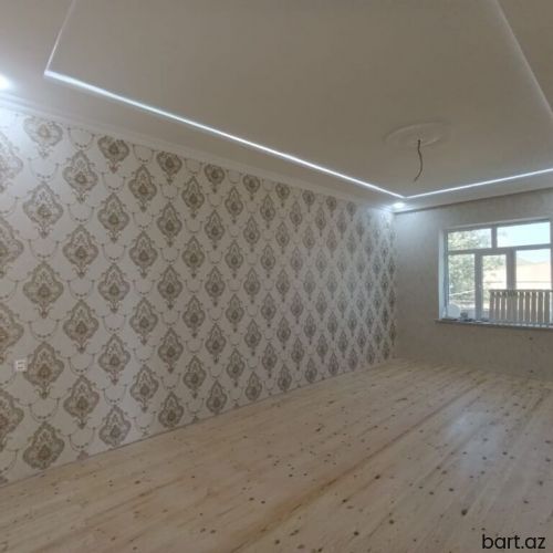 Hövsan qəs. 4 otaqlı həyət evi satilir.