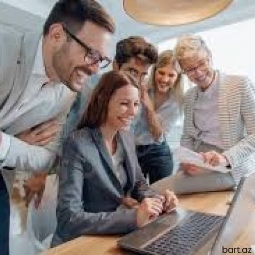 Ofis Meneceri tələb olunur