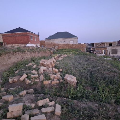 Mehdiabadda 2 sot torpaq sahəsi satilir.