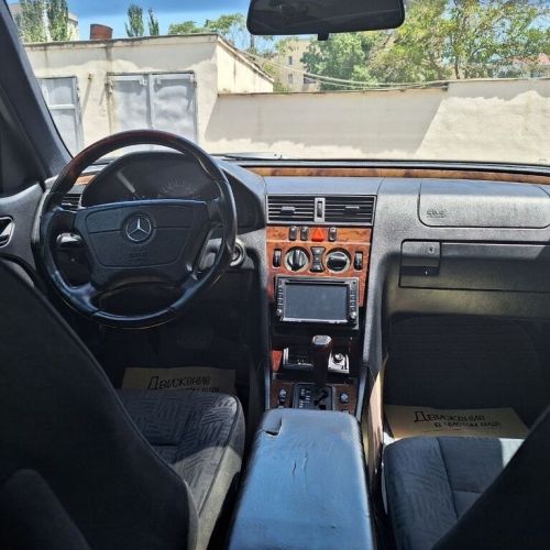 Mercedes-Benz C 240: 2.4 l. | 1997 il