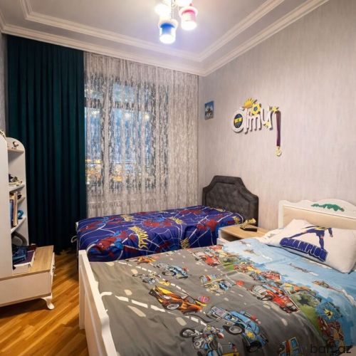 Nəsimi rayonunda 3 otaqli mənzil satilir.