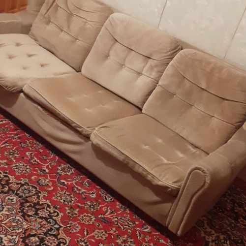 Divan 1kreslo + 1 masa hamsi birlikde 