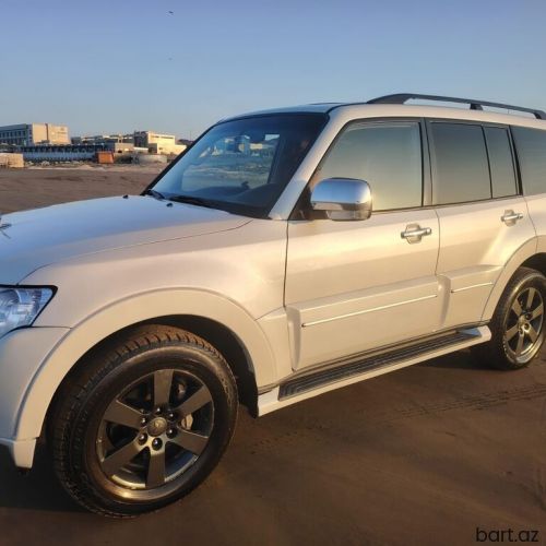 Mitsubishi Pajero: 3.8 l | 2007 il