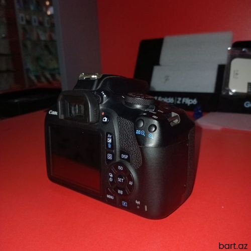 Canon EOS 2000D satılır
