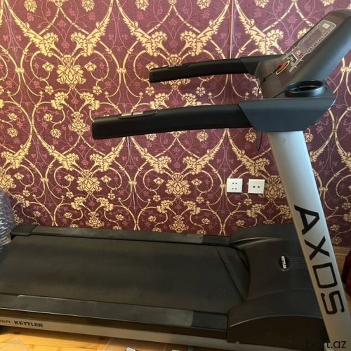 Kettler markalı Axos seriyalı qaçış trenajoru.