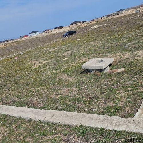 Nardaran qəsəbəsində 6 sot torpaq sahəsi satilir.